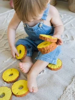 Ananas L'Ananas - OLI & CAROL Jaune - Oli Et Carol -Boutique Ergobaby ananas lananas oli carol 3