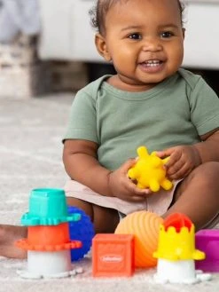 Coffret Balles, Cubes Et Gobelets Infantino Multicolore - Infantino -Boutique Ergobaby coffret balles cubes et gobelets infantino 3