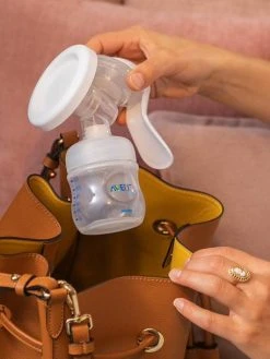 Coffret Tire-lait Manuel SCF430/20 AVENT Blanc - Philips Avent -Boutique Ergobaby coffret tire lait manuel scf43020 avent 2