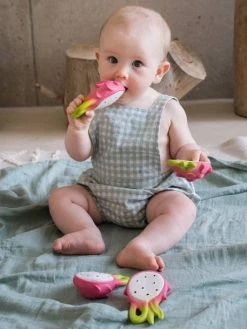 Fushia Le Fruit Du Dragon - OLI & CAROL Rose - Oli Et Carol -Boutique Ergobaby fushia le fruit du dragon oli carol 2