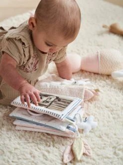 Livre Photos + Activités CHAT ROSE Rose - Vertbaudet 11 Livre Photos + Activités CHAT ROSE Rose - Vertbaudet -Boutique Ergobaby livre photos activites chat rose 5