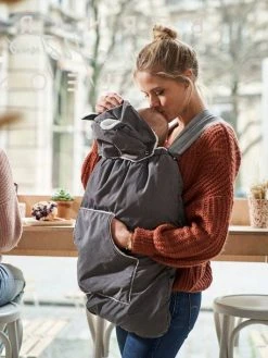 Protège Porte-bébé Doudoune Gris - Vertbaudet -Boutique Ergobaby protege porte bebe doudoune 5