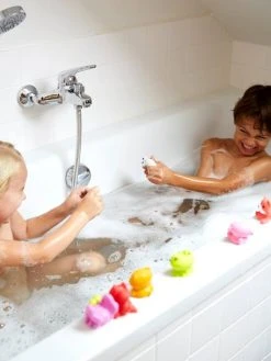 Set De 10 Aspergeurs De Bain Animaux Multicolore - Vertbaudet 7 Set De 10 Aspergeurs De Bain Animaux Multicolore - Vertbaudet -Boutique Ergobaby set de 10 aspergeurs de bain animaux 2