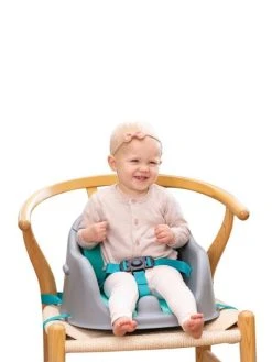 Siège Et Rehausseur De Découverte Musique Et Lumières 3 En 1 Infantino Gris - Infantino -Boutique Ergobaby siege et rehausseur de decouverte musique et lumieres 3 en 1 infantino 2