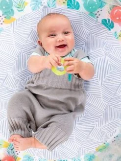 Tapis D'éveil Transformable En Aire à Balles Infantino Vert - Infantino 9 Tapis D'éveil Transformable En Aire à Balles Infantino Vert - Infantino -Boutique Ergobaby tapis deveil transformable en aire a balles infantino 4